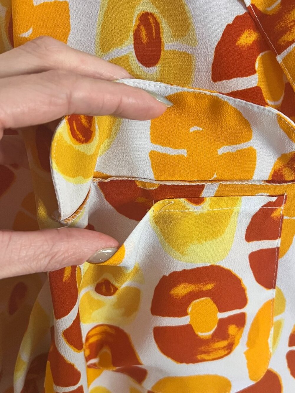 Vintage Abstract Pattern Button Up - Picture 4 of 6